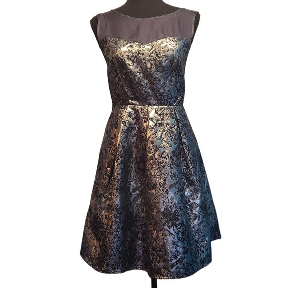 Paraella Dresses & Skirts - Cocktail Dress gray and silver, Paraella size Medium